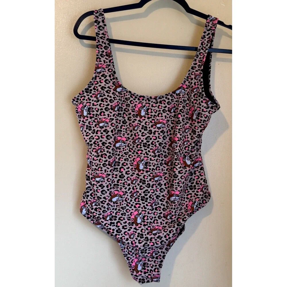 Buc-ee’s women’s Size Mendy one piece cheetah print Buc-ee swim suit